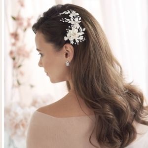 Dareth Colburn Ivory Floral Bridal Clip